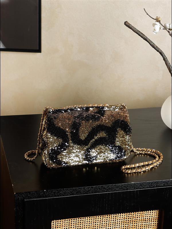 2026131214250483 900